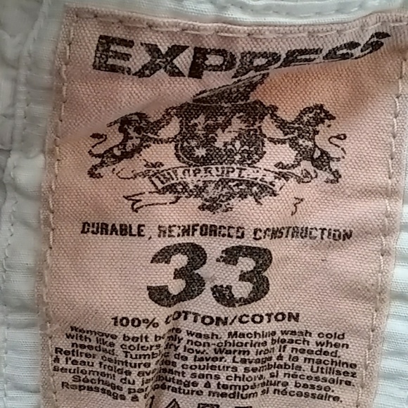 Express Shorts - Picture 2 of 5